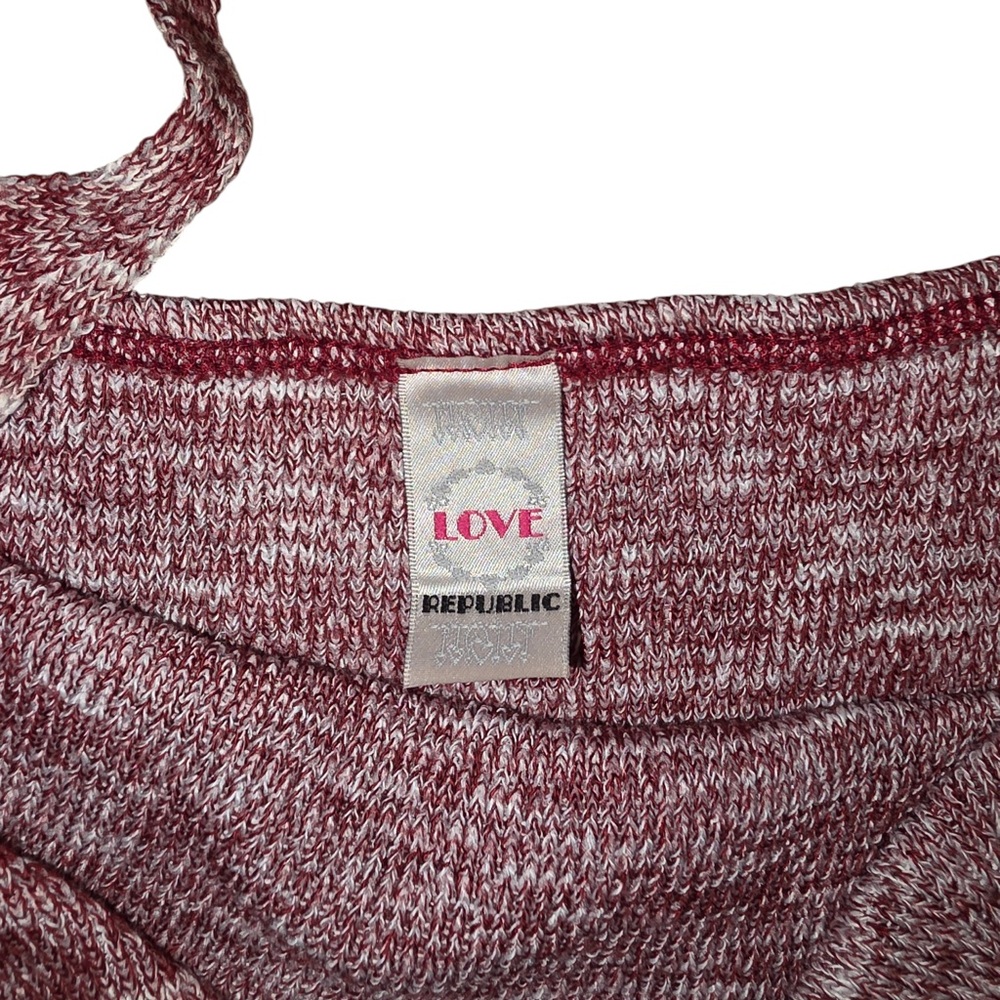 Women's Knit V-Neck Crop Top - Maroon - Picture 3 of 3